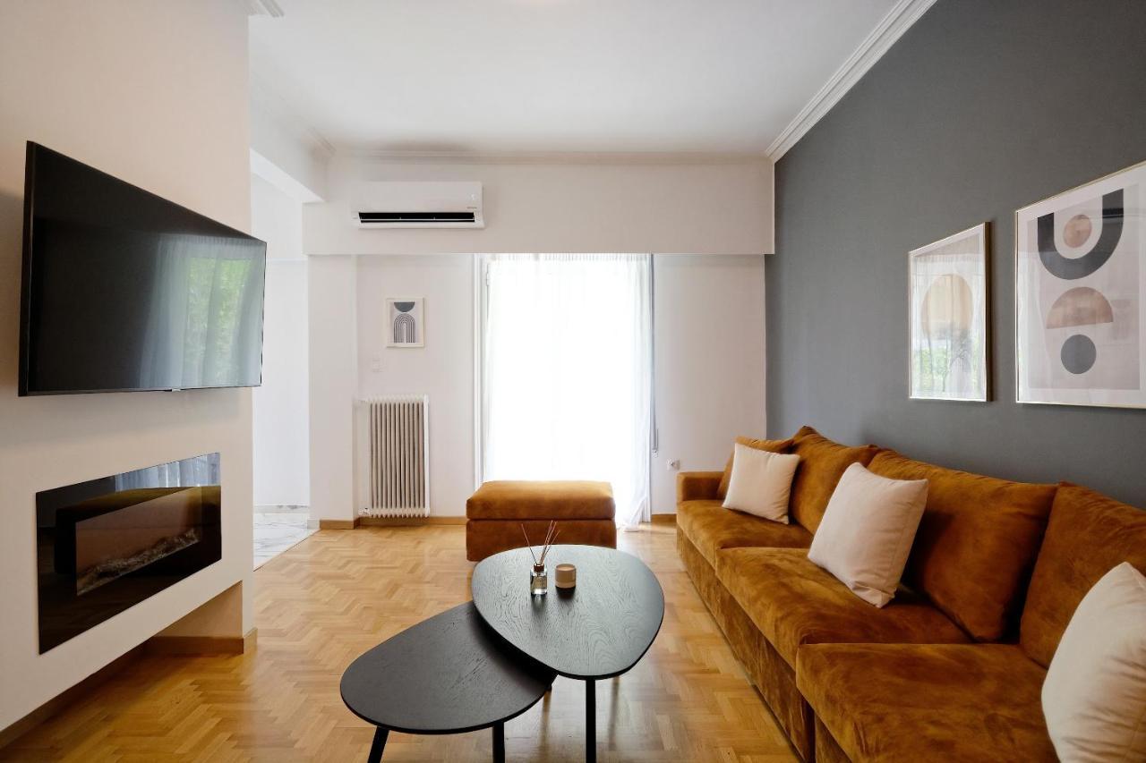 Elegant Big Apartment In Athens Center With Balcony Exterior photo