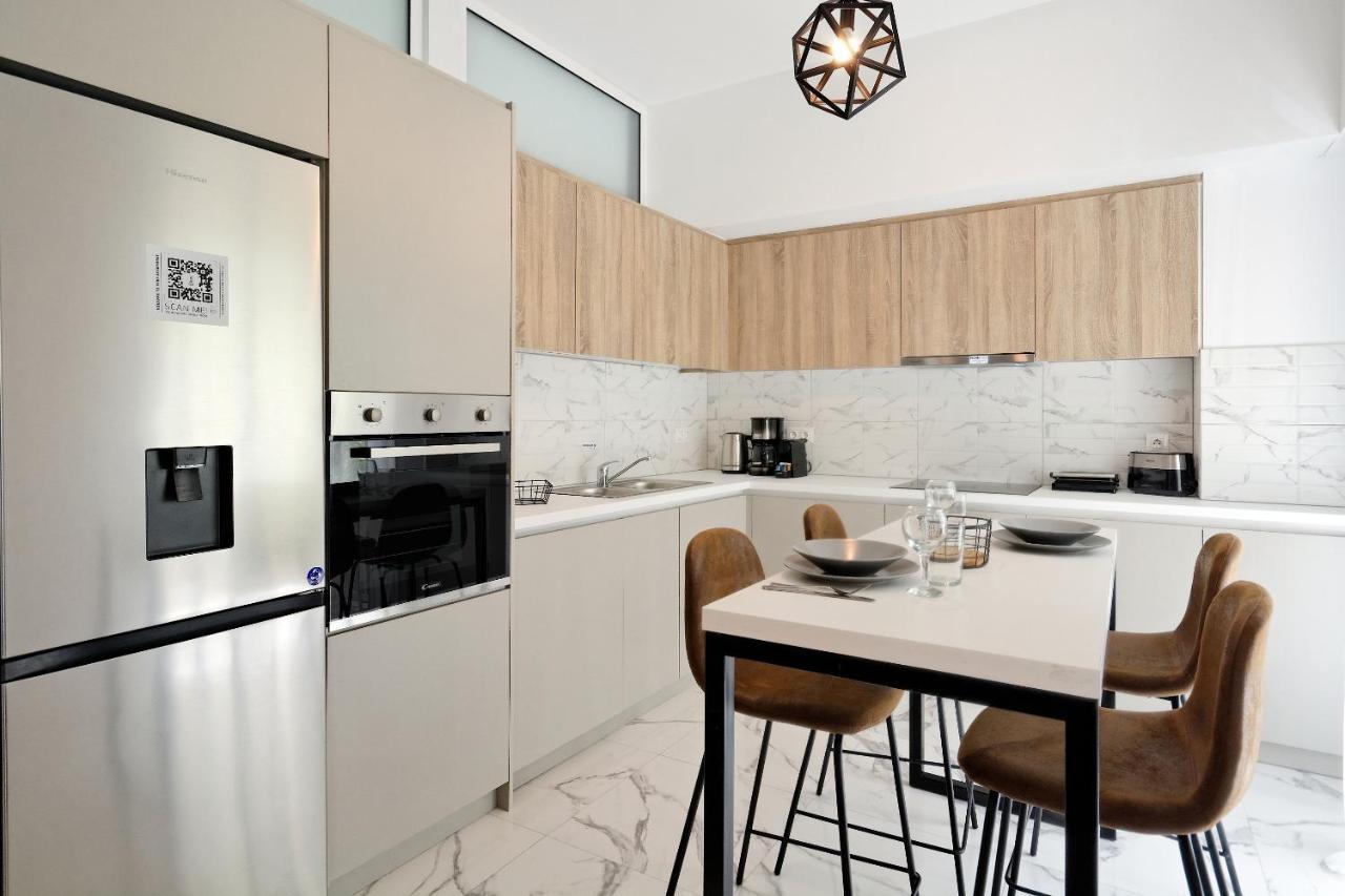 Elegant Big Apartment In Athens Center With Balcony Exterior photo
